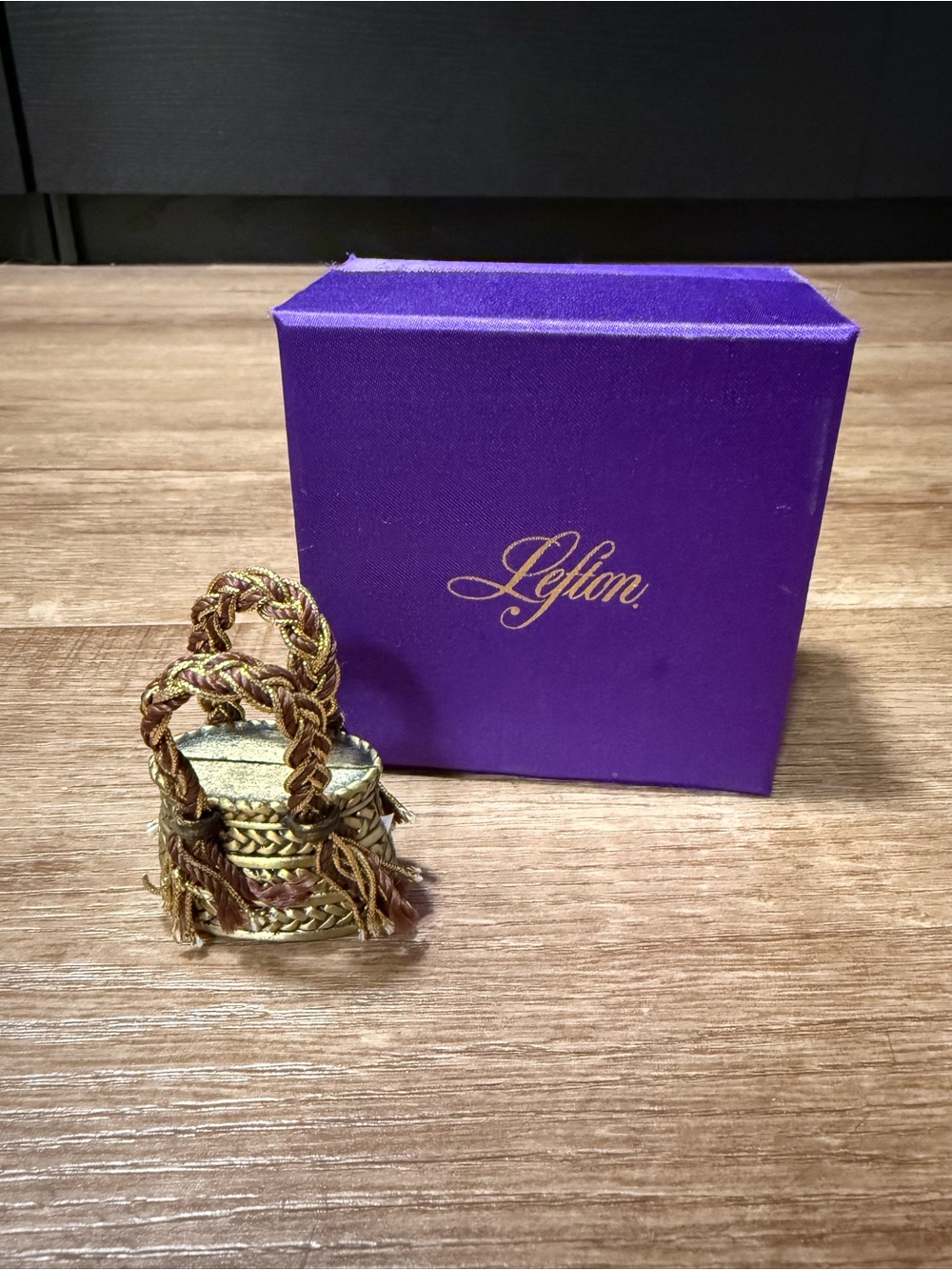Vintage Lefton Miniature Purse Handbag Trinket Pill Box Enamel Magnetic Closur